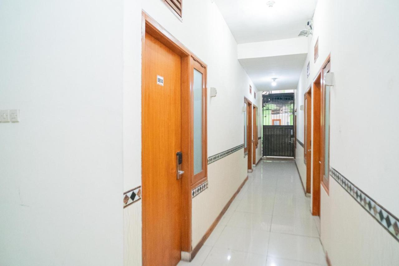 Reddoorz Near Flyover Arjosari Malang Exterior foto